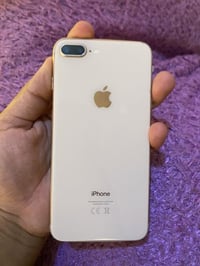 ايفون ٨ بلص • شاشه مكسوره • ذاكره ١٢٨
