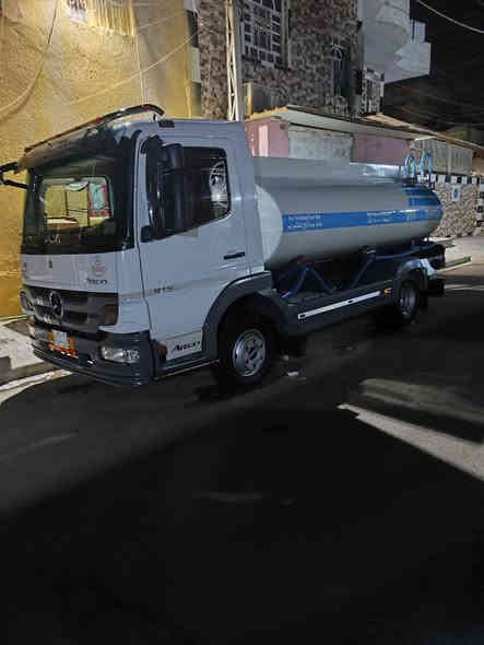 سلام عليكم اتيكو موديل ٢٠٠٦ رقم بصرة جديد ٤ سلندر التواصل على رقم ***********
