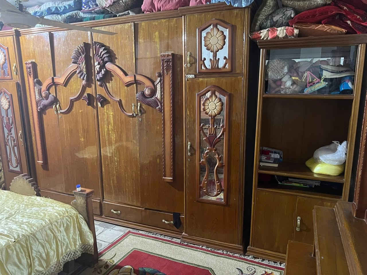 الغرفه بالحقيقه ضخمه واحله من الصور

غرفه صاج عراقي ضخمه نضيفه 7 قطع كنتور 6 بيبان ملحق  مكان الشعب سوق شلال سعر500 مجال كلش قليل ***********
