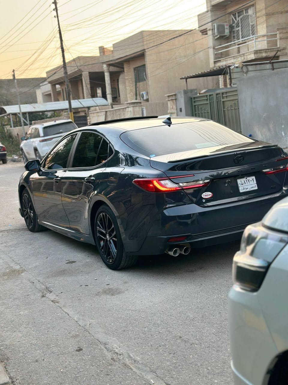 السلام عليكم
تيوتا كامري 2025 هايبرد وارد امريكي  
ضرر السياره دعاميه اماميه فقط و بيها بارد بالنيد على كد شبرين بدون تبديل اي قطعه حتى الدعاميه بلاديه 
ماشيه 23,000
مواصفات السياره فول افول شي ب SE
رادار 360 
فول تحكم ستيرن 
تدفئة كشنات 
مثبت سرعه 
رادار تفاعلي 
رادار جانبي خلفي 
شفتات 
داخل جلد 
تبريد قطعتين 
كشن كهرباء 
تبريد بيانو منفصل 
كامرة خلفية 
شحن لاسلكي 
تحديد مسار 
بصمة + دخول ذكي
ضيف وياهن شاشة جبيرة 
اندرويد اوتو 
ابل كار باي 
تدفئة بالمري 
تدفئة ستيرن 
جام اوتو 
المراية الداخلية تعتيم 
انارة داخلية والخارجية LED
مكان السيارة بغداد الغزالية 
السعر اتصل 
رقمي ***********
***********
