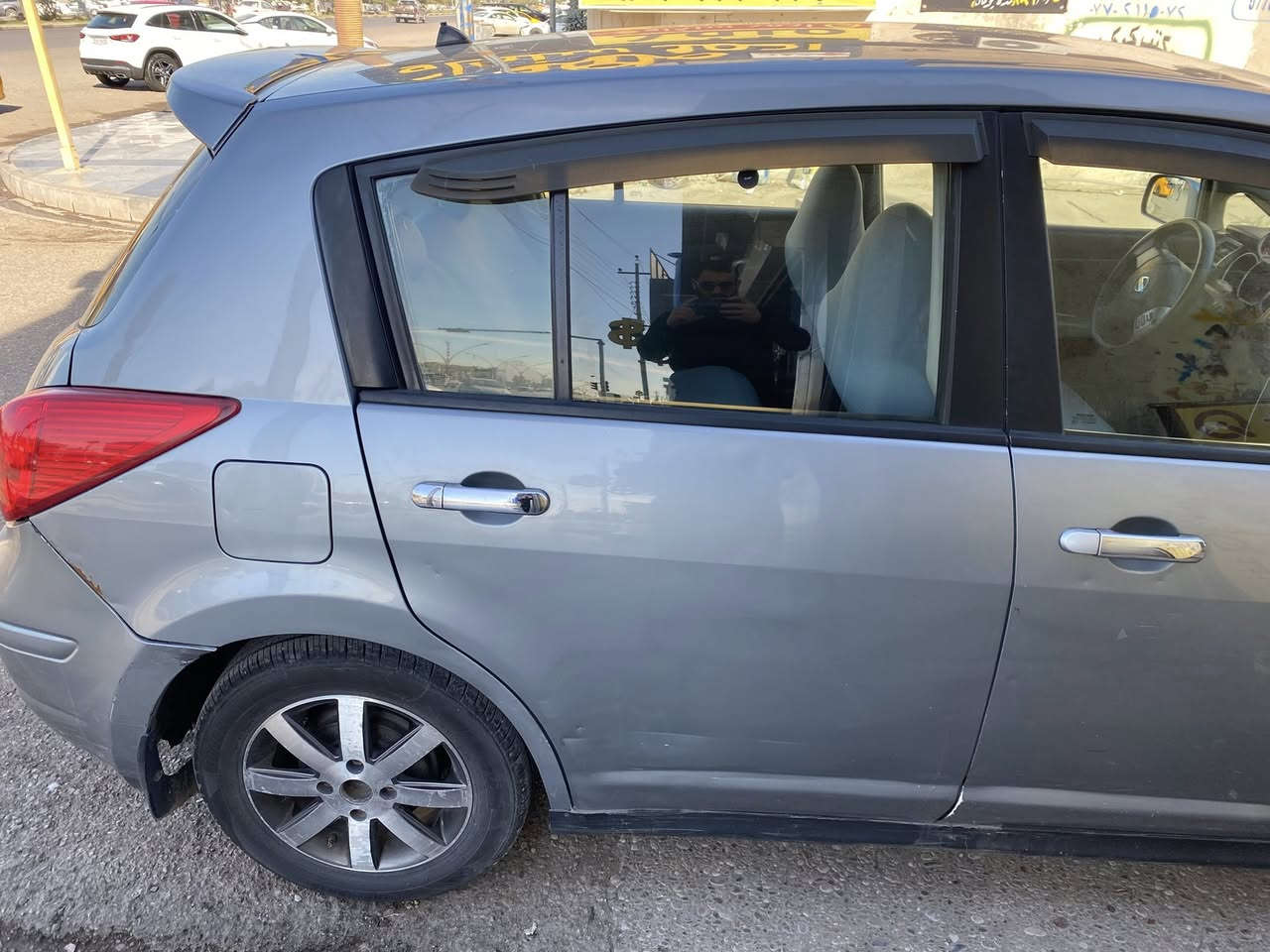 السلام عليكم ورحمة الله وبركاته ..نيسان فيرسا ٢٠٠٩  (مثبت سرعه، تحكم مري جانبي) سنوية لل ٢٠٣٠ ، بطاقة بنزين مقدم عليها السيارة باسمي ضرر جاملغ وبونيد  (رقمها بغداد) تدفئة تبريد( مكاني كركوك)
***********
