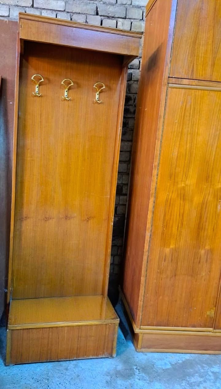 السلام عليكم غرفة نوم صاج كنتور ابو ٦ ابواب وملحق غرفه جاهزة وكامله من الصبغ للمفتاح متكونه من كنتور زاويه جزامه ميز تواليت جربايه يعني ٧ قطع كامله السعر ٥٠٠ الف مكانه بغداد متوفر توصيل بكروة الشراي يراسلني خاص


**إذا كنت صاحب هذا الإعلان وتريد حذفه لأي سبب، رجاءا أرسل رسالة إلى الدعم الفني**