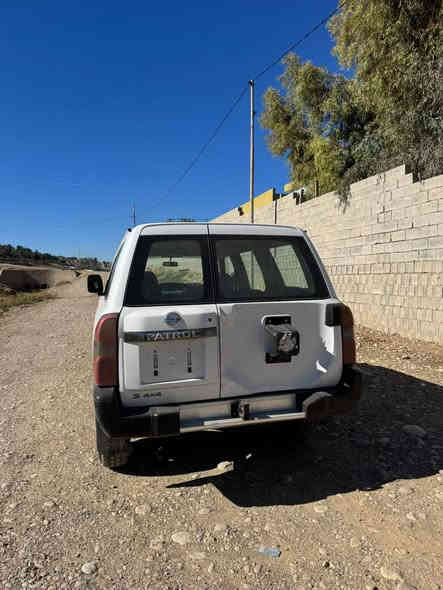 ئم پاتڕۆڵە بۆفرۆشتن مۆدیل 2008مزایدەیە گڕومەکینەی بەشەرتی فیتەر یەکدینار مەسرووفیتێدانییە پەمپ کراوەلەسەرساغی بێ دەعموو لێدراویە شوێن چەمچەماڵ سعر 100وەرەقە مەجلێکی کەم ژم ***********  ***********
