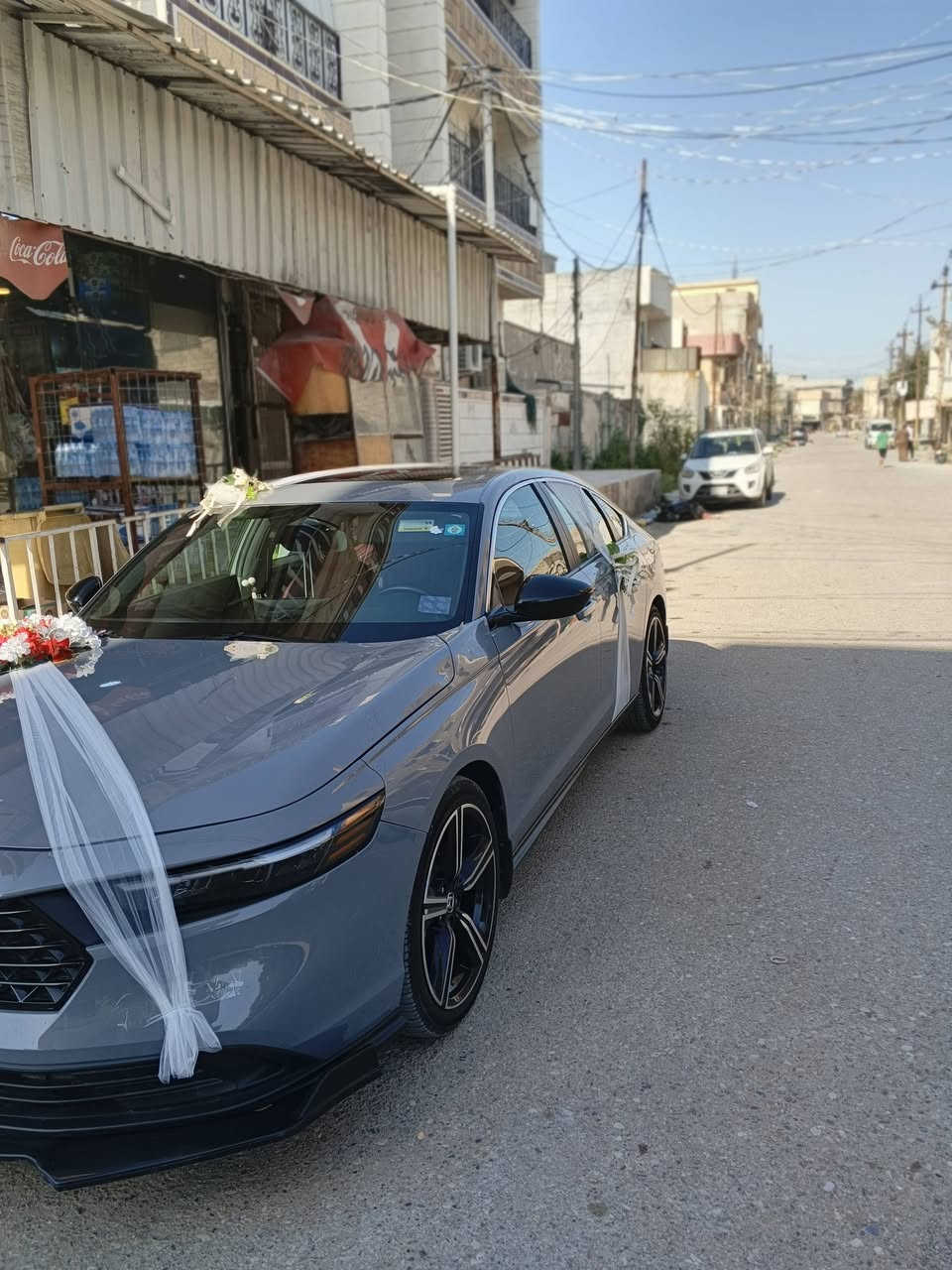 هوندا اكورد
2023 هايبرد
"المسافه 33000mh
فول مواصفات
مكينة 2000 هايبرد تنفس •
طبيعي
كير اوتوماتيك •
شاشة كبيرة .
فتحه سلايد .
كاميرا خلفية 3 انظمة 
محدد مسار .
تصحيح مسار .
شفتات بالستيرن .
مثبت سرعة .

لايت عدسات زينون .
لايت العالي زنون .
حادثها موجود بالنشر 
للاستفسار اكثر  
*********** العنوان ديالى بعقوبة 
السعر210قابل للتفاوض
