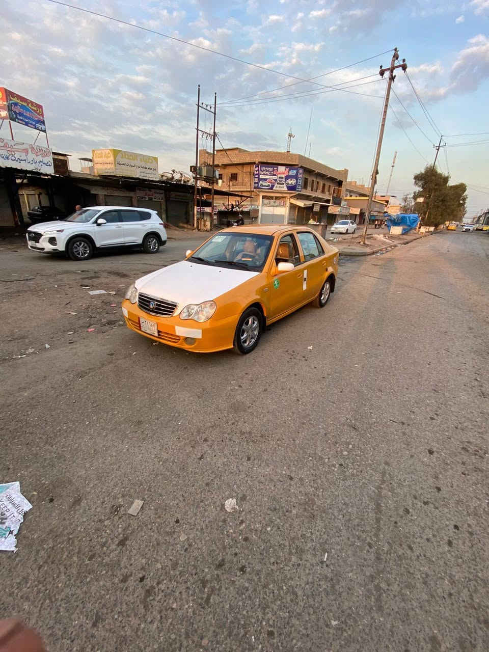 السلام عليكم سيكي للبيع الموديل 2013 بيهاطخه  بل بدنه الكدام بس كلش خفيفه مصبوقه جماليه مكينه اكير شرط تتفيه تبريد ثلج  السنويه لل2028 بيها كابون الورقي شرط التحويل السعر 45 بيها مجال  مكاني موصل اليسر ***********
