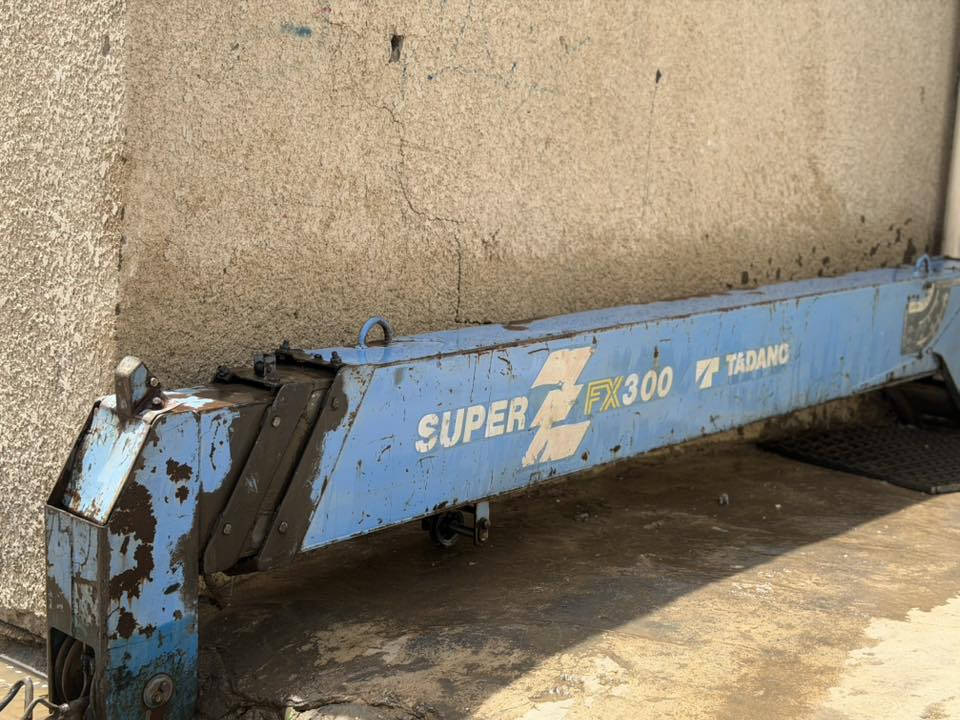 كرين اف اكس عدل سلايتين للبيع بي فطر جوة الكير بوكس  العنوان بغداد الحبيبية ***********
