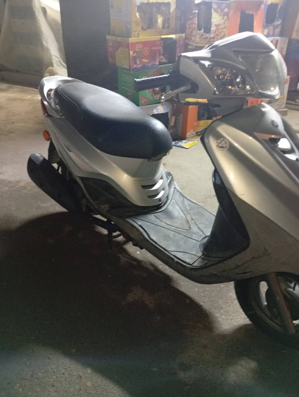 سلام عليكم بريز بغبغا للبيع مكاني زعفرانيه دراجه صارله عشر ايام نازله من رمبه جيب وياك وتعال دراجه مكفول لتخابرني وتكلي شبيه مابيه دراجه مكفوله 
رقم ***********
