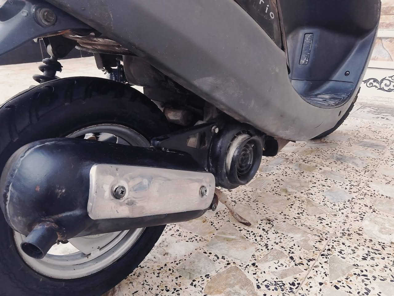 بطه للبيع
السعر 250
بيها صوت اكسل فقط
تشتغل هندر نكره وحده
التواصل ***********
