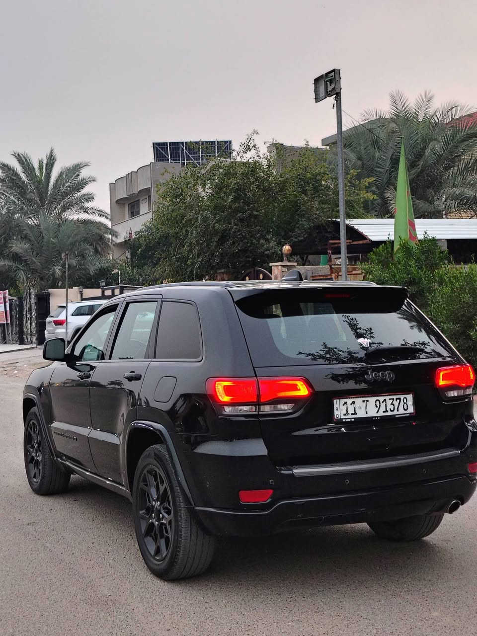 سلام عليكم 
جيب لمتمدد 2021 فول مواصفات 
ماشيه 85 كيلو  
بنوراما 
تدفئه تبريد كشناات 
كشن خزن 
ستيرن كهرباء + تدفئه 
اوتو بارك 
جنطه كهرباء 
تشغيل عن بعد 
مكينه 3600 
حساسات امامي خلفي

بعد مواصفات لمتدد معروفه  

صبغ 4 قطع بدون دواخل لاشاصي ولا لغد
مكينه كير صدر مكفول 

السعر 235 $$ 
***********
