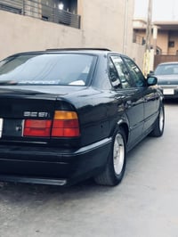 بي ام ٨٩ • مكينة 2.5 • داخل جلد