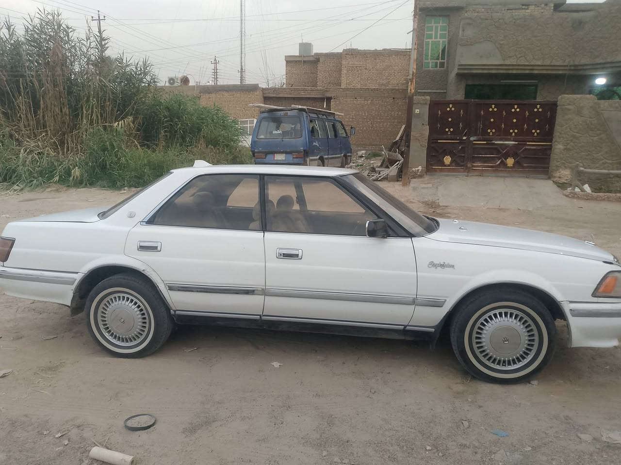 سلام عليكم 
للبيع سوبر هارتوب موديل 91 كير ومحرك بطه اوتوماتيك
محوره تحوير مضبوط تخم تاير جديد باتري سلف دينمو كله جديد ويلاه جدد  سياره جاهزه من كلشي ما عده التبريد 
السعر 65 وبيهه مجال حك الجيه الاتصال  ***********
***********
