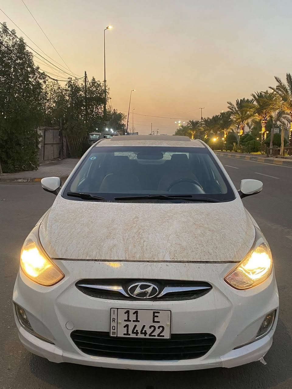 السلام عليكم اكسنت موديل 2014فول السياره مقفوله من الضربه وصبغ بيها بكانات بارد مكينه وكير مقفوله 5ويكب فتحه اشاير مريرقم بغداد الجديد سنويه جديده بااسمي السياره السعر 105وبيها مجال بسيط ماشيه 117حقيقي***********
