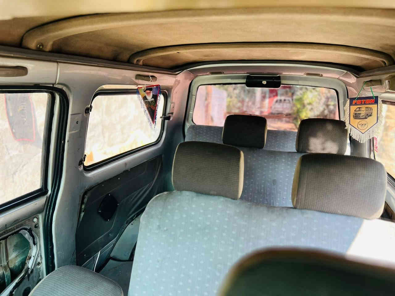 السلام عليكم شباب للبيع ليفان 2013 مزاد وزارة الداخلية 10 راكب كير عادي ع وضع الشركه بدون ضربه وصبغ محرك مسبوشي بلادي مال وكاله الاستخبارات بيه كتاب بسمي وانطيك وكاله بسم المشتري 
السعر 34 $وبيه مجال بسيط للشراي رقم الهاتف***********
