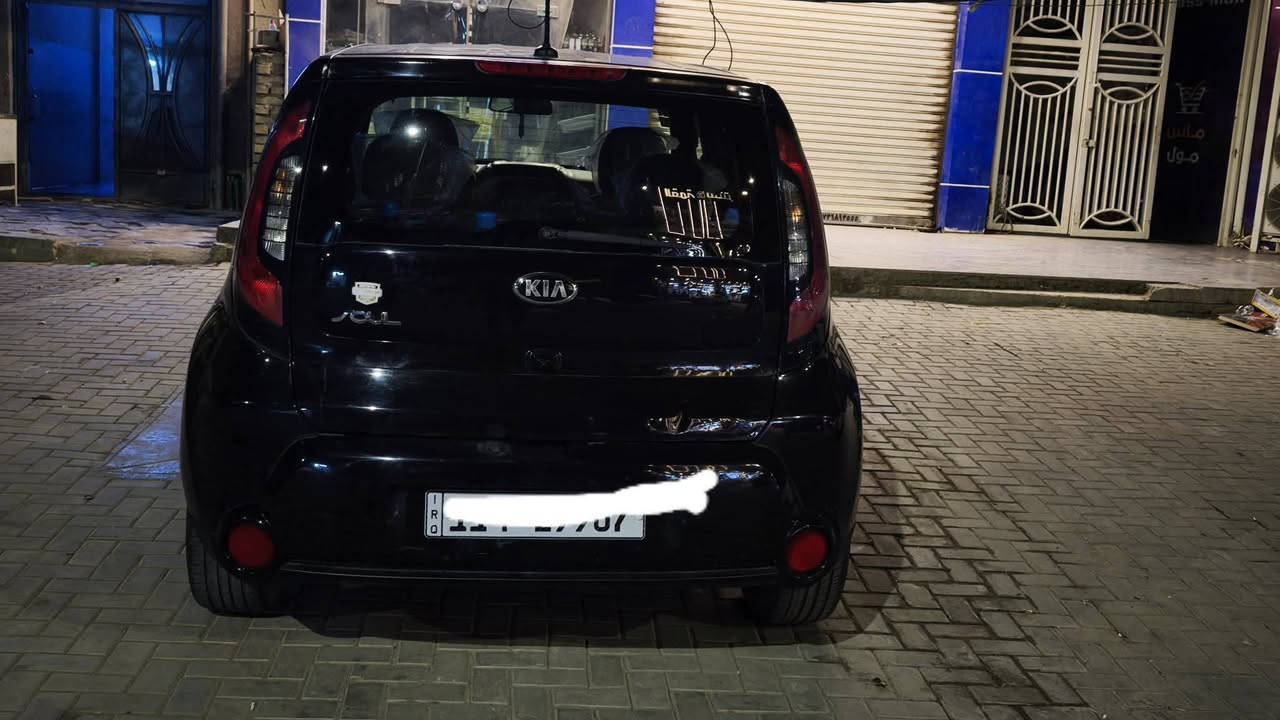 كيا صول 2016 مكينة 2000 gdi السيارة ماشية 65 حادث قبغ جنطه بدون ايرباك بدون دواخل حدادية تبريد ادامة كاملة للسيارة رقم بغداد باسمي مكان للسيارة بغداد الشعب للبيع او مراوس
117 مجال بسيط للشراي 
***********
