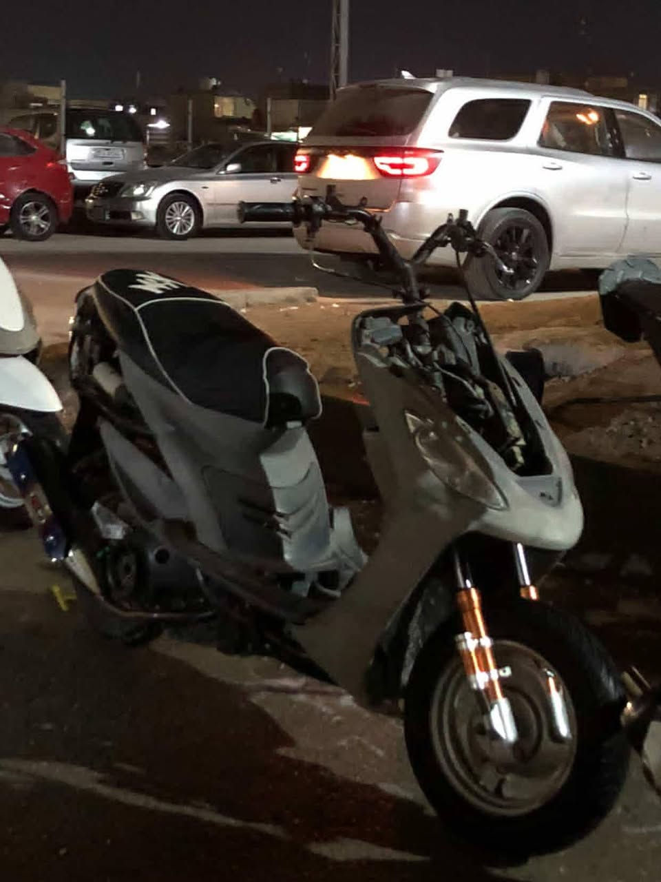 سلام عليكم دراجة للبيع بوشه 55 سلف شغل هندر سعر. 450 بيهه مجال قليل


**إذا كنت صاحب هذا الإعلان وتريد حذفه لأي سبب، رجاءا أرسل رسالة إلى الدعم الفني**