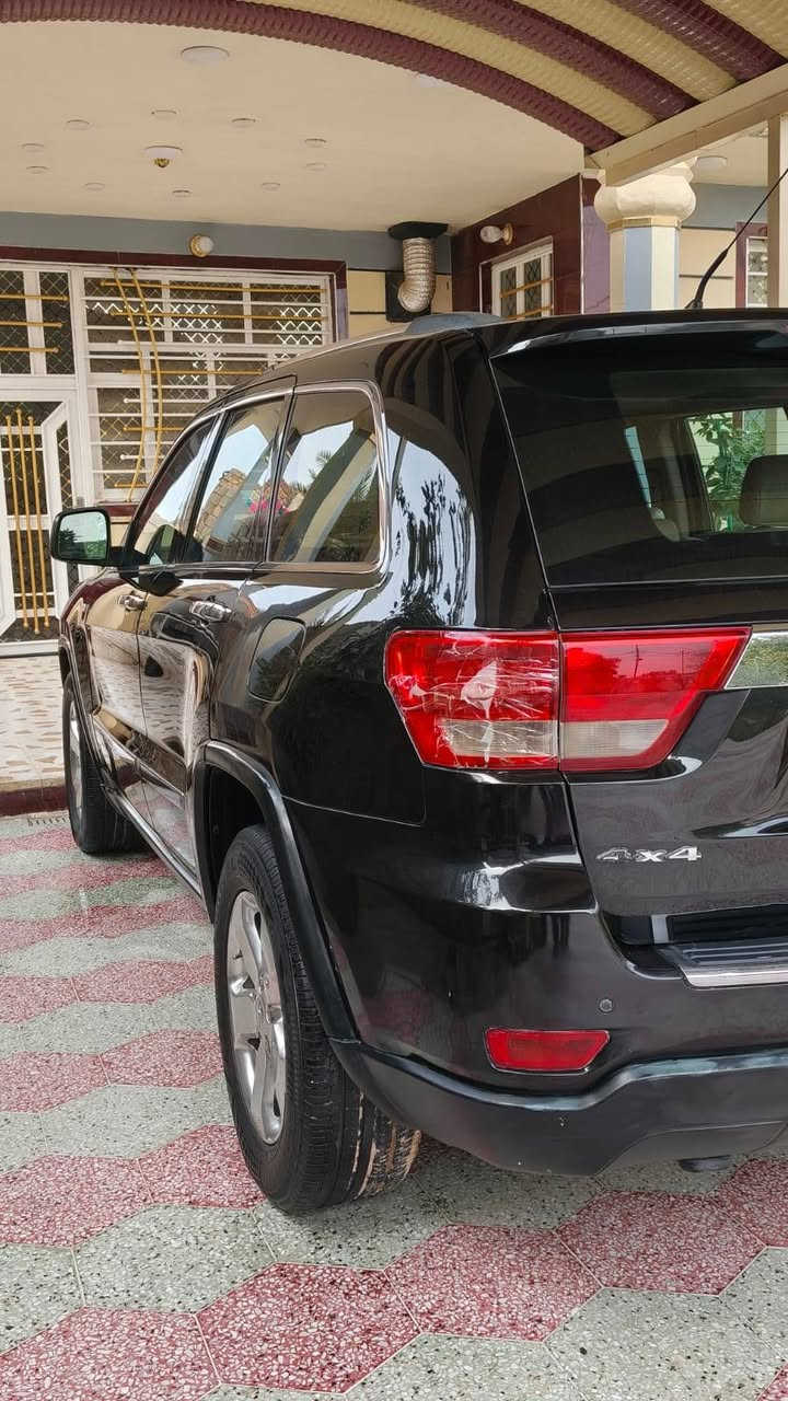 سلام عليكم للبيع جيب ٢٠١٣  خليجي لمتد فول ١/١ اعله فئه بل جيب كير مكينه خير من الله  مكينه ٦سلندر ٣٦٠٠ صدر امامي وخلفي جديد تخم تاير جديد ويل كب رقم بغداد أنكليزي بسمي سنويه مجدده 2031  تحويل مباشر 
بصمه تشغيل 
بصمه أبواب  
فتحه سقف 
كشنين كهرباء 
كشنات خزن ميموري 
كشنات جلد 
جنطه كهرباء 
مري قلاب عنده البك 
زراك لايت 
لايت زنون 
تبريد لمس 
تبريد ثلج تبريد قطعتين 
تبريد + تدفئه بل كشنات 
شاشه قلاب
دمام صوت 
كامره خلفيه  
داخل بيجي صاج 
شفتات ستيرن 
مري كهرباء 
ماوس تحكمات
مانع انزلق
مانع انحدار 
فورويل ٤×٤ 
ستيرن كهرباء 
بلازمه بل سقف 
يدات كروم 
هوكات اماميه خلفيه
السياره ماشيه 139  KM حقيقي 
 السياره بيه قطعه وحده تبديل بدون دواخل شرط والسونار داخل المنشور للاستفسار اتصل السعر 183 وبيه مجال للشراي قليل 🗣📲📞
‏‪***********
