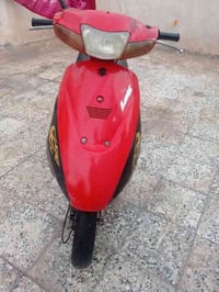 سوزوكي • تحتاج بطارية • ما بيها أوراق