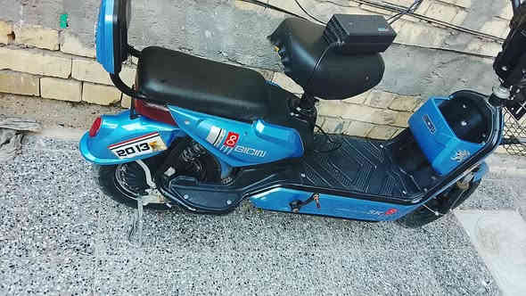 دراجه للبيع في منطقه مضيف السواعد البلديات دراجه حجم 16 دراجه كل شي ما بيها شغاله بصمه وسويتش اللي يحب يتصل علي وراسلني خاص والسعر على الخاص وان شاء الله كلش مناسب كفراتها نظيفه شوبليس دراجه سرعتها 60 حقيقيه شغاله ‏‪***********‬‏
