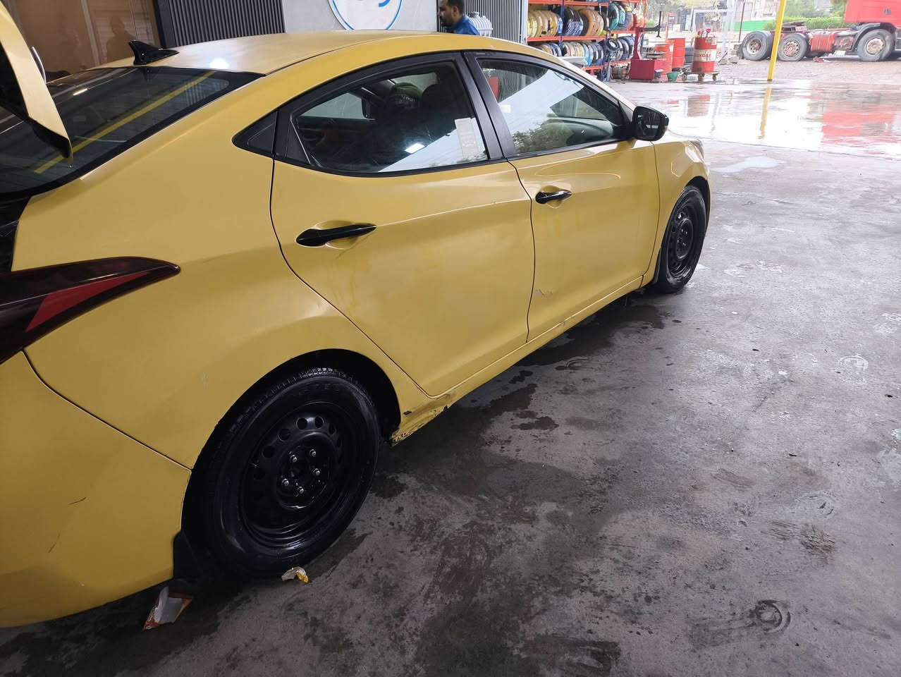 اسلام عليكم 
الانتره 2012 امريكي حادثهه جاملغ امامي وجاملغ خلفي جهت السايق مكينه 1800دوش فول السياره فتحه بصمه تدفئه كشنات شاشه لبلاديه كامره خلفيه تبريد السياره مناقصهه شي. مشط ستيرن جديد عبوه فيت بم جديد كير جديد مصار أقل شهرين شديته دبلات موبز جدد درامم شفت جديد كمبريسر جديد  حته جامه الماميه جديده بس صار بيهه فطر 

مكاني بغداد الدوره 
***********
السعر 95وبيهه مجال
