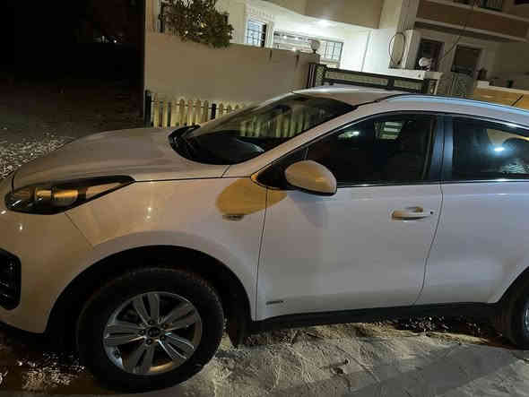 سيارة سبورتج موديل 2018
وارد خليجي سويج  ماشية 78 
موصفات عادية السيارة مكفولة من كلشي حادث وصبغ وهذا بسونار مو صبغ ملمع مال دعاميه ما بيها اي صبغ 
السيارة رقمها دهوك 
داخلة هزة وتخلص تاريخها 2024شهر 8 
داخلة سونار بصور 
السيارة مابيها اي عطل ولا اي مشكلة تاخذها لا تحيرون بتصليح ولا شي مثل الطالعة من الوكالة نظيفة من برى وداخله جديد مابي اي عيب 
مكان السيارة الكاضمية 
سعرها 135 
***********
