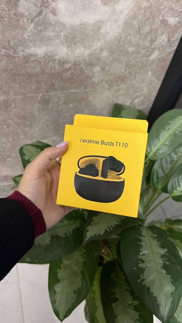سماعات realme Buds T110 اللاسلكية – صوت ديناميكي وبطارية طويلة
• الموديل: RMA2306

سماعات لاسلكية من realme بتصميم عملي، موجهة للاستخدام اليومي مع صوت واضح واتصال ثابت.

المميزات:
 • مشغّل صوت ديناميكي بحجم 10 ملم لتجربة صوتية قوية.
 
• اتصال لاسلكي بتقنية Bluetooth 5.3.
 
• وضع Low Latency بزمن استجابة 88ms.
 
• مقاومة للماء بمعيار IPX5.
 
• دعم AI ENC لتقليل ضوضاء المكالمات.

 
 • المشغّل الصوتي: 10mm Dynamic Bass Driver
 • الاتصال: Bluetooth 5.3
 • زمن الاستجابة: 88ms Super Low Latency
 • تحسين المكالمات: AI ENC Noise Cancellation
السعر 13 الف والتوصيل بغداد 3 الف والمحافظات 5 ألف


**إذا كنت صاحب هذا الإعلان وتريد حذفه لأي سبب، رجاءا أرسل رسالة إلى الدعم الفني**