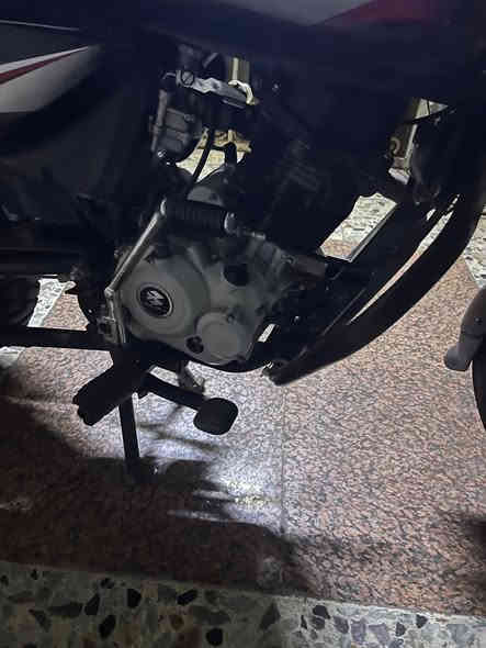 بوكسر ٢٣ جديدة بدون اوراق راعيهه يكفلك عن سرقه فقط برغي مامفتوح مكينه ناعمه كهربائيات شغاله من الطول للطول نگره سلف ماتصرف الف دينار ع دراجه دراجه نضيفه احله من الصوره من الاخير وبدون مداهر ولا لخاطر فلان وعلان 800 🔒 شراي هذه رقمي راسلني واتساب *********** تعليقات مارد اني مكلف بالنشر
