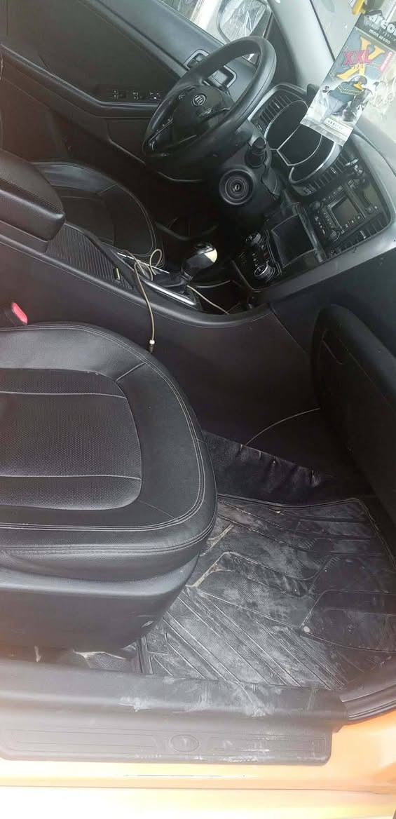 سلام عليكم ابتيما وارد كوري موديل 2011ضربته شاصي مصلح يعني ضربته عابره وجاملغ خلفي بارد السعر 90بيه مجال


**إذا كنت صاحب هذا الإعلان وتريد حذفه لأي سبب، رجاءا أرسل رسالة إلى الدعم الفني**