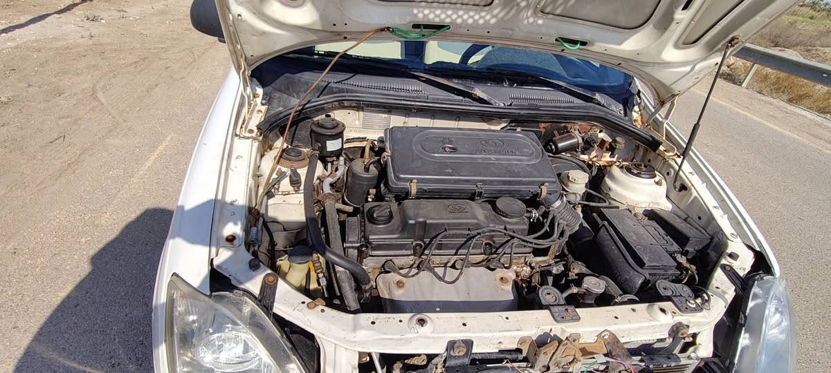 سلام عليكم تايبة للبيع مديل 2014 بيها نواقص بسيطة شواصي نضيفة كهربائية كاملة رقمها بصرة مشروع وطني وين ما جان تداور سعر 30 وبيها مجال بسيط مكاني كربلاء طويريج ***********
