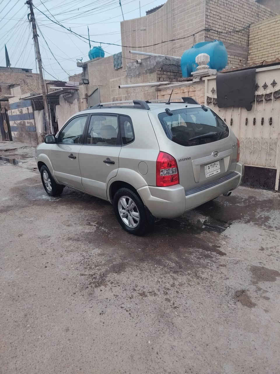 السلام عليكم توسان موديل ٩ خليجي محرك كير تخم تاير خير من الله بيه ٣قطع صبغ بدون دواخل محرك ٢٠٠٠ السعر ٩٥ وبيه مجال بصيط مكان السياره بغداد حي النصر قرب العبيدي ***********
