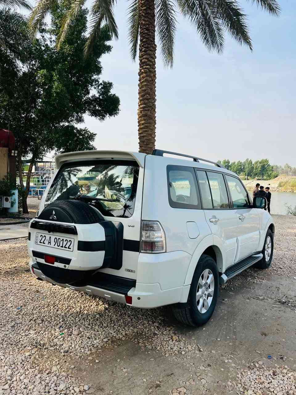 سلام عليكم

باجيرو حبتور 2014 

كفالة عامة ما عدا الباب مال صدر بيه بارد  

فتحة

كشنات جلد+ كهرباء 

مري شفط 

اشاير ترحيب 

دمام خلفي 

كشاف ضباب

لايت زنون 

حساسات خلفي
 مكان السياره بابل 

للاستفسار//***********
