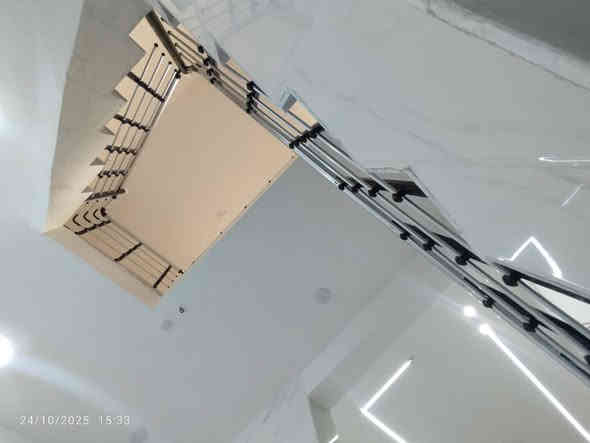 دار للبيع مساحه ١٠٠متر طابق ونص بناء حديث خريطه مفتوحه
مطلوب للمصرف ١٠٠ مليون 
تطلوعه ٤٥ مليون لمدة ٢٠ سنه 
مكتب بيعة الغدير 
***********
