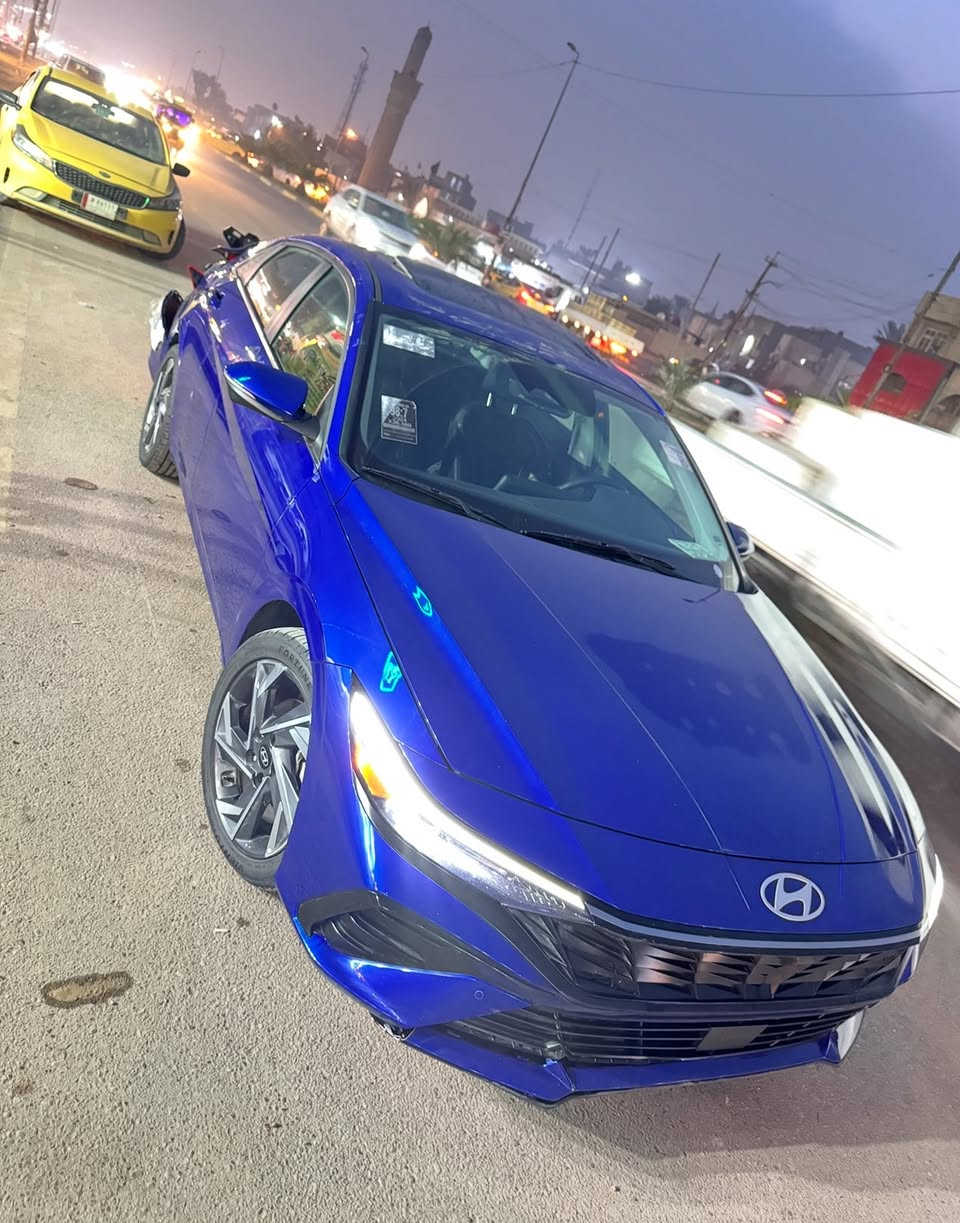 السلام عليكم لبيع النترا مديل 24 لمتد 1/1 خمس كامرات
مواصفاتها معروفه فول للاخر 
وارد امريكي ؏ ضررها ابيعها صارلها كم يوم داخله العراق
العنوان بغداد البلديات ***********
السعر 137 بيها مجال لشراي
