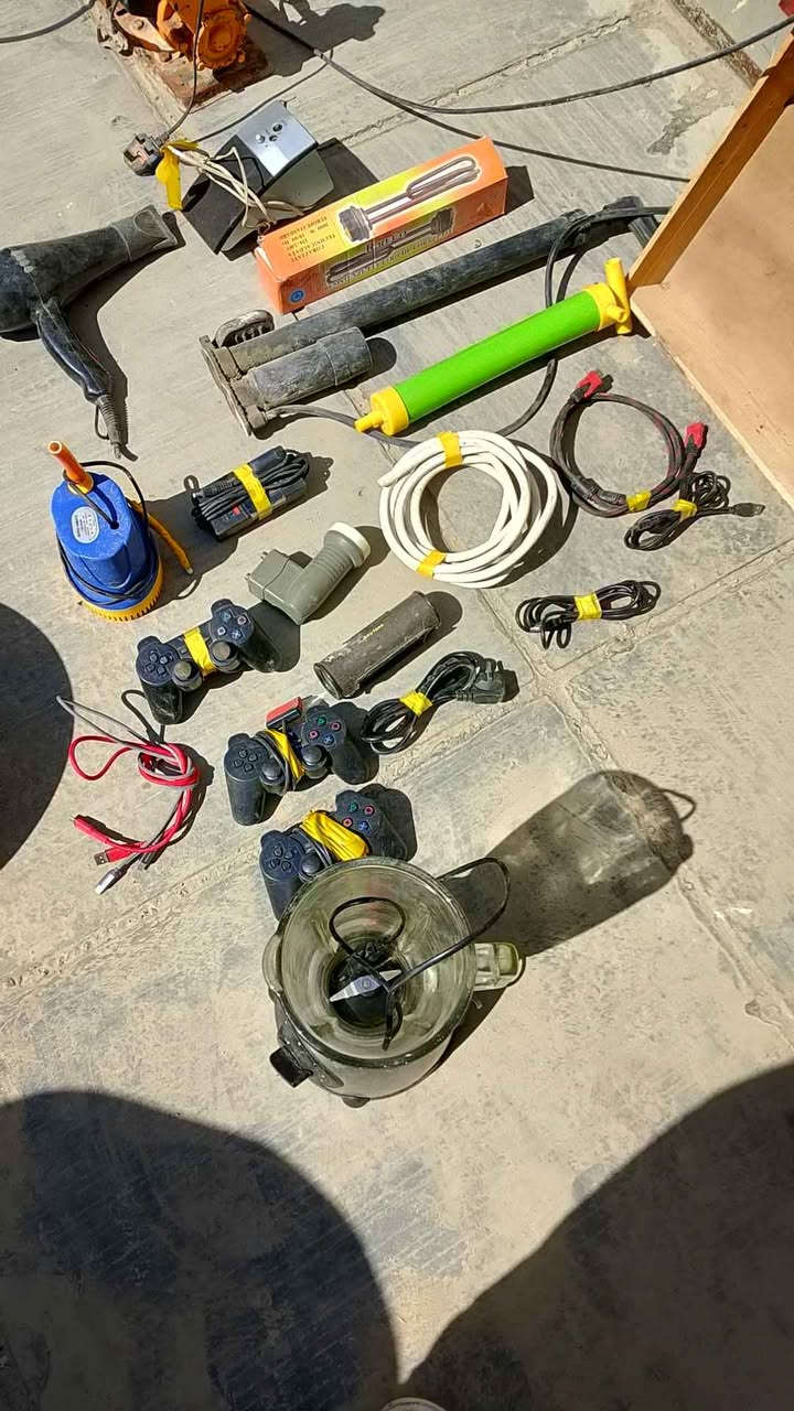 لدي مواد سوف اقوم بعدها امامكم للبيع حسب الصور الموضحه امامكم مراوح عدد /2 ثريات عدد/2  ماطور ماء /1 جهاز رافع قدرة العدد1 وبقية المواد المعروضه ديوانية, القادسية


**إذا كنت صاحب هذا الإعلان وتريد حذفه لأي سبب، رجاءا أرسل رسالة إلى الدعم الفني**