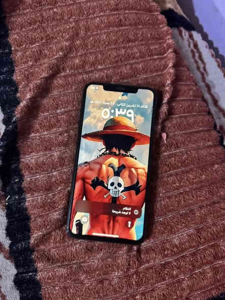 اكس ماكس جهاز كلشي ما مبدل بي بطاريه ٨٠ فقط الضهر مكسور للبيع السعر ١٨٠ مكاني بغداد الدوره ***********
