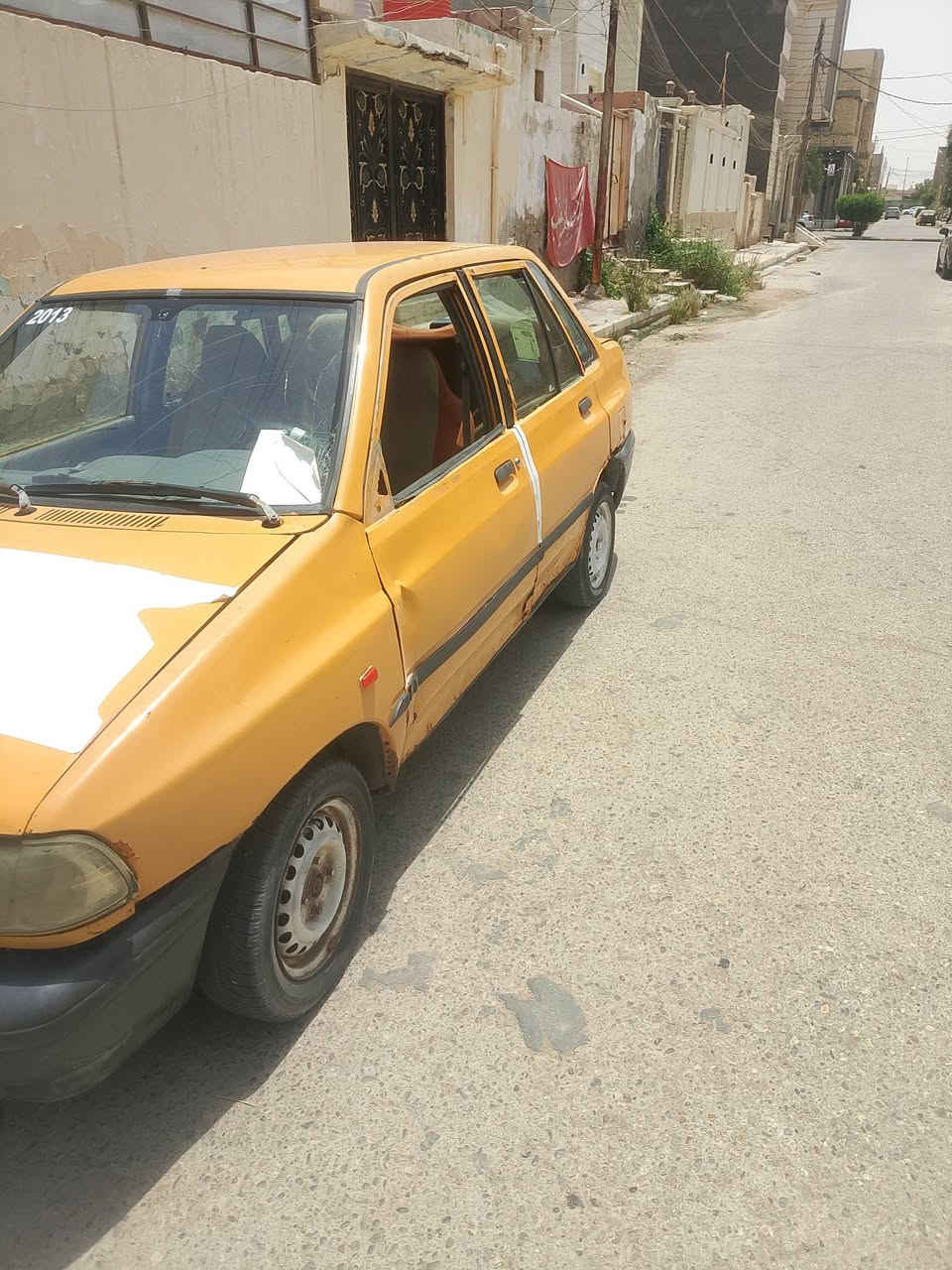 للبيع سياره شغاله بدون سعر مليون *********** او ***********
