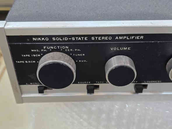 امبيفاير. مضخم صوت واطيه 350 للبيع. باله استرالي. شغال. نظيف.  السعر. مناسب جهاز. راقي. تفاصيل. بصور مكاني. سماوه ***********
