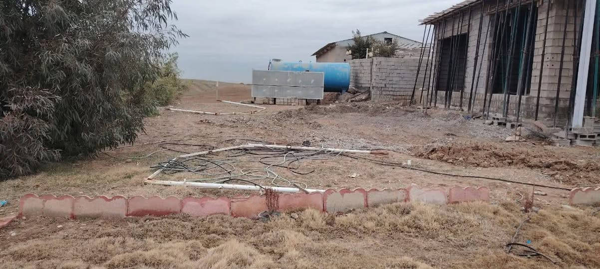 #مزرعة  للبيع:-- مساحة 900م 
#موقع:-طريق سليمانية خلف كولية قلم 
➖➖➖➖➖➖
#مساحة بيت 140متر 
موقع مميز جدا
#بير ارتوازي 
#بي خط كهرباء 
________
سعر 30 مليون مجال
__________________
للاستفسار اتصال عالرقم
 ***********
***********
او راجع مكتب عقارات اسيا
