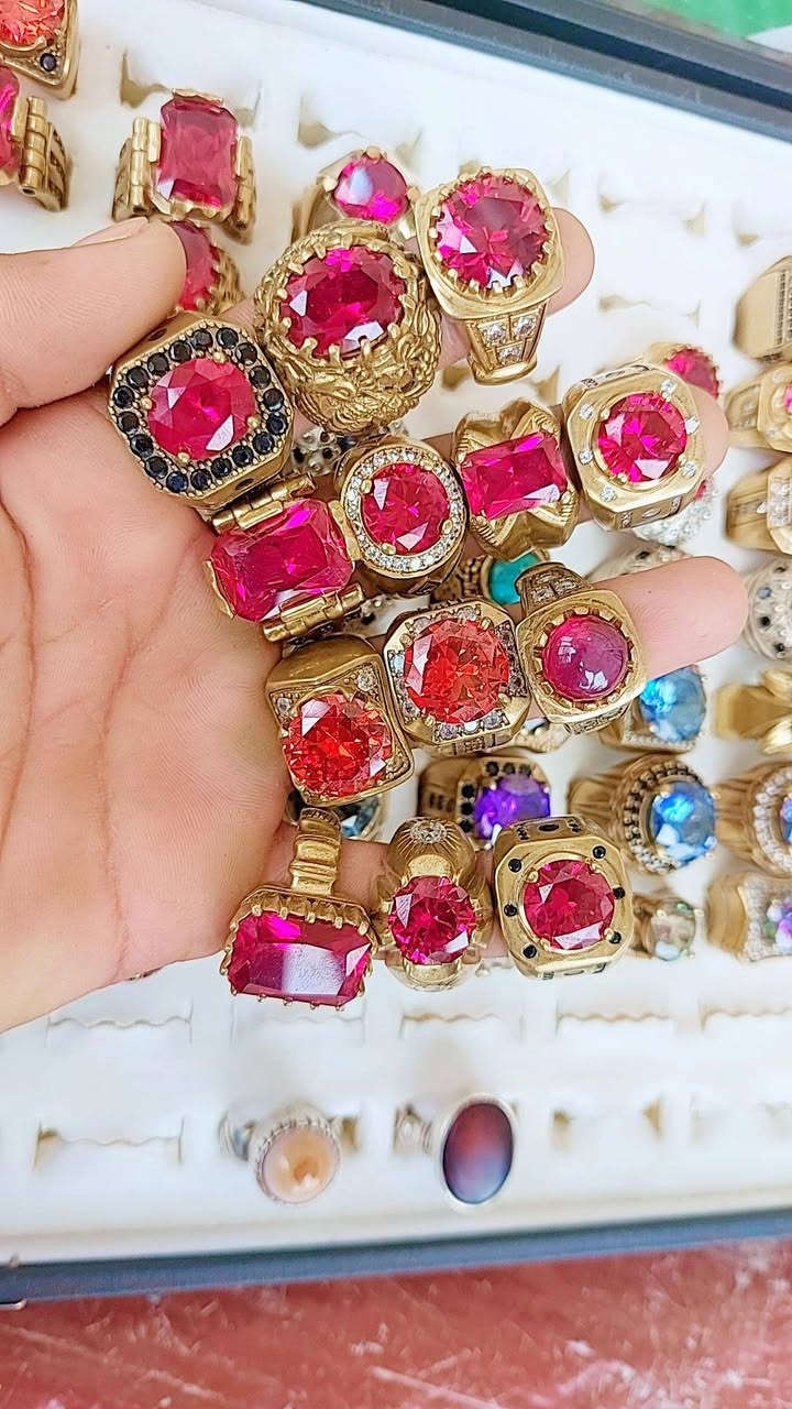 سلام عليكم. للبيع مجوهرات صياغة القالب نحاس خالص موديلات رجالية مميزة احجار اصلية تدگ بالجهاز مال فحص المجوهرات فول ان شاء الله جملة او مفرد الشراي الي على باب الله يراسلني خاص ويتدلل


**إذا كنت صاحب هذا الإعلان وتريد حذفه لأي سبب، رجاءا أرسل رسالة إلى الدعم الفني**