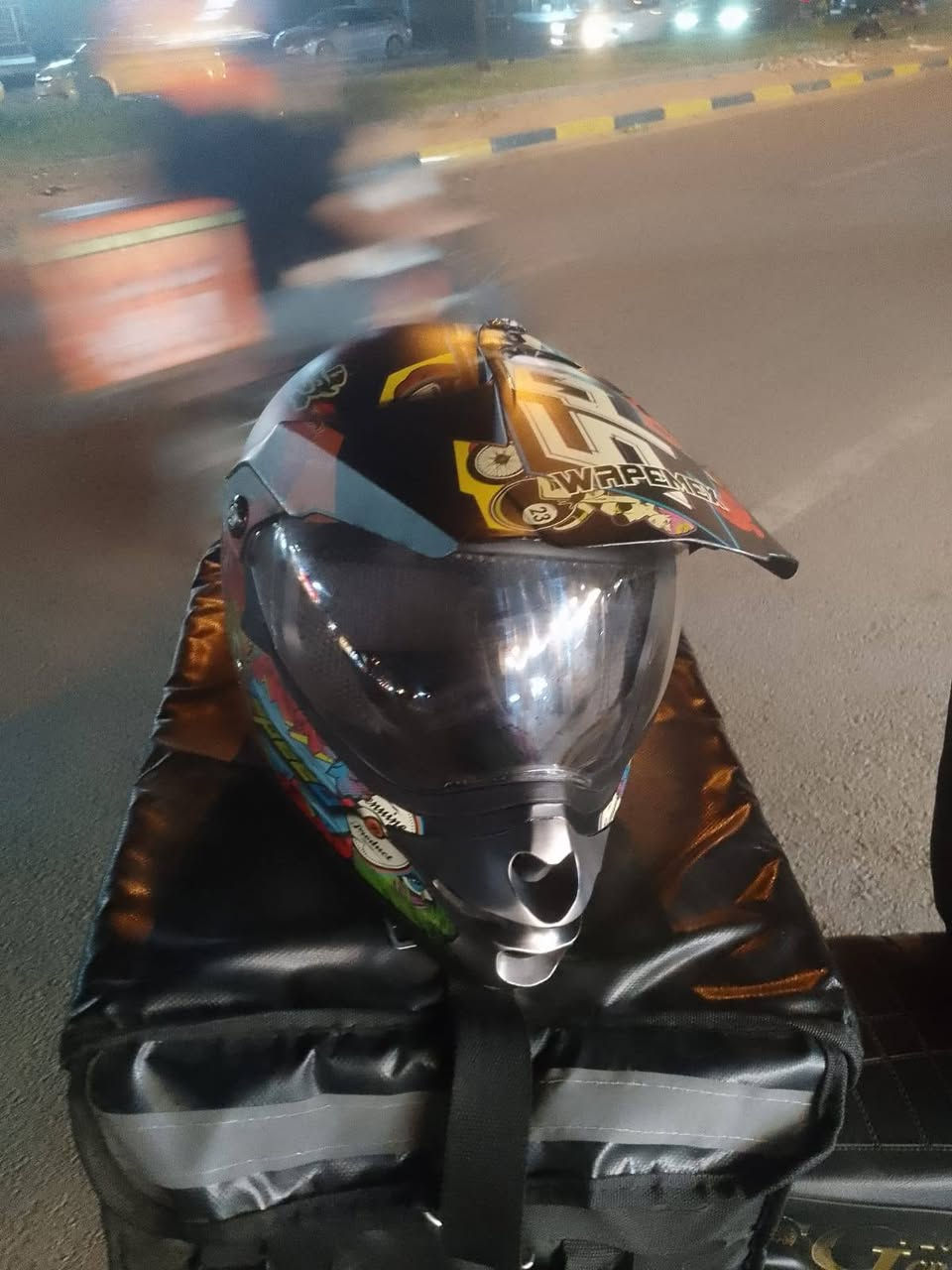 السلام عليكم خوذة اصليه للبيع سعرهه70


**إذا كنت صاحب هذا الإعلان وتريد حذفه لأي سبب، رجاءا أرسل رسالة إلى الدعم الفني**