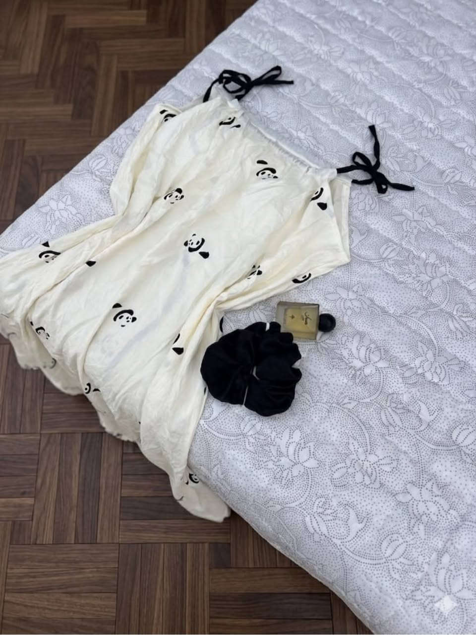 هلو بنات
هل مره العيد ويانه غير 😍 
شلحه نسائي كريشه يخبل باردة السعر 10 😍


**إذا كنت صاحب هذا الإعلان وتريد حذفه لأي سبب، رجاءا أرسل رسالة إلى الدعم الفني**