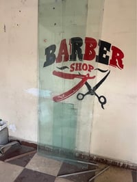 جام خانه محل كامله ارتفاع 2 ونص والعرض 2 ونص كامله مابيهه شي حته الجك ...