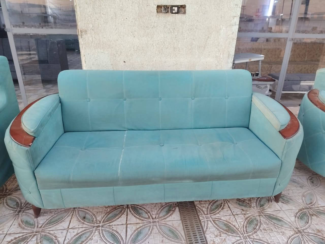 تخم ١٠ مقاعد مستخدم تسكام سعر مناسب عنوان المعمل دوانيه تقيه يم ساحه معمل ومعرض ورده الربيع رقم *********** بي وتساب متواجدين
