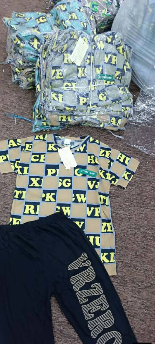 تراك ولادي يجننن 
يلبس 4 سنه الى 12, سنه
سعره 5 الف فقط


**إذا كنت صاحب هذا الإعلان وتريد حذفه لأي سبب، رجاءا أرسل رسالة إلى الدعم الفني**