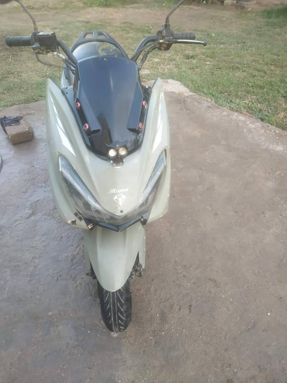 سترونك مكينه ماكس صيني مكينه مبدل بستم فقط ناعمه المكينه سلف نكره لايت عالي ناصي اشايركلهةشغاله سعرهة٢٢٥ مكاني حله ***********
