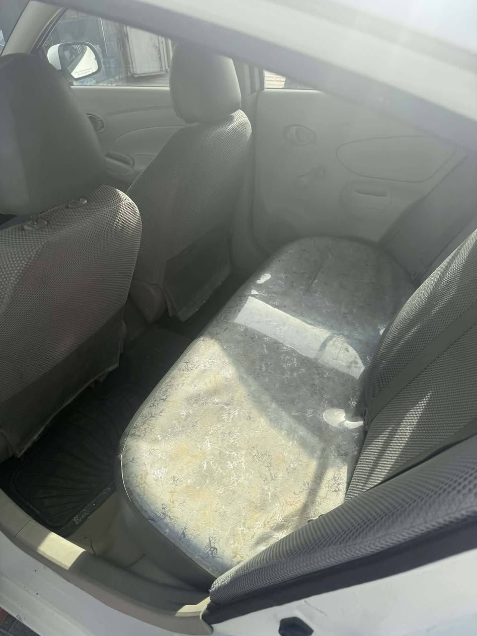 رمضان كريم
سني هندي 2023
عداد المسافه 83 الف 
مكينة 1500
شاشه كامره 
تحكم ستيرن 
حساس خلفي 
ويل اسود 
جام كهرباء 
سويج 
باقي مواصفات 
رقم اربيل شرط تحويل 
السعر 110 ورقه
اي استفسار رقم صاحب السياره 
***********
مكان بغداد كاظميه
