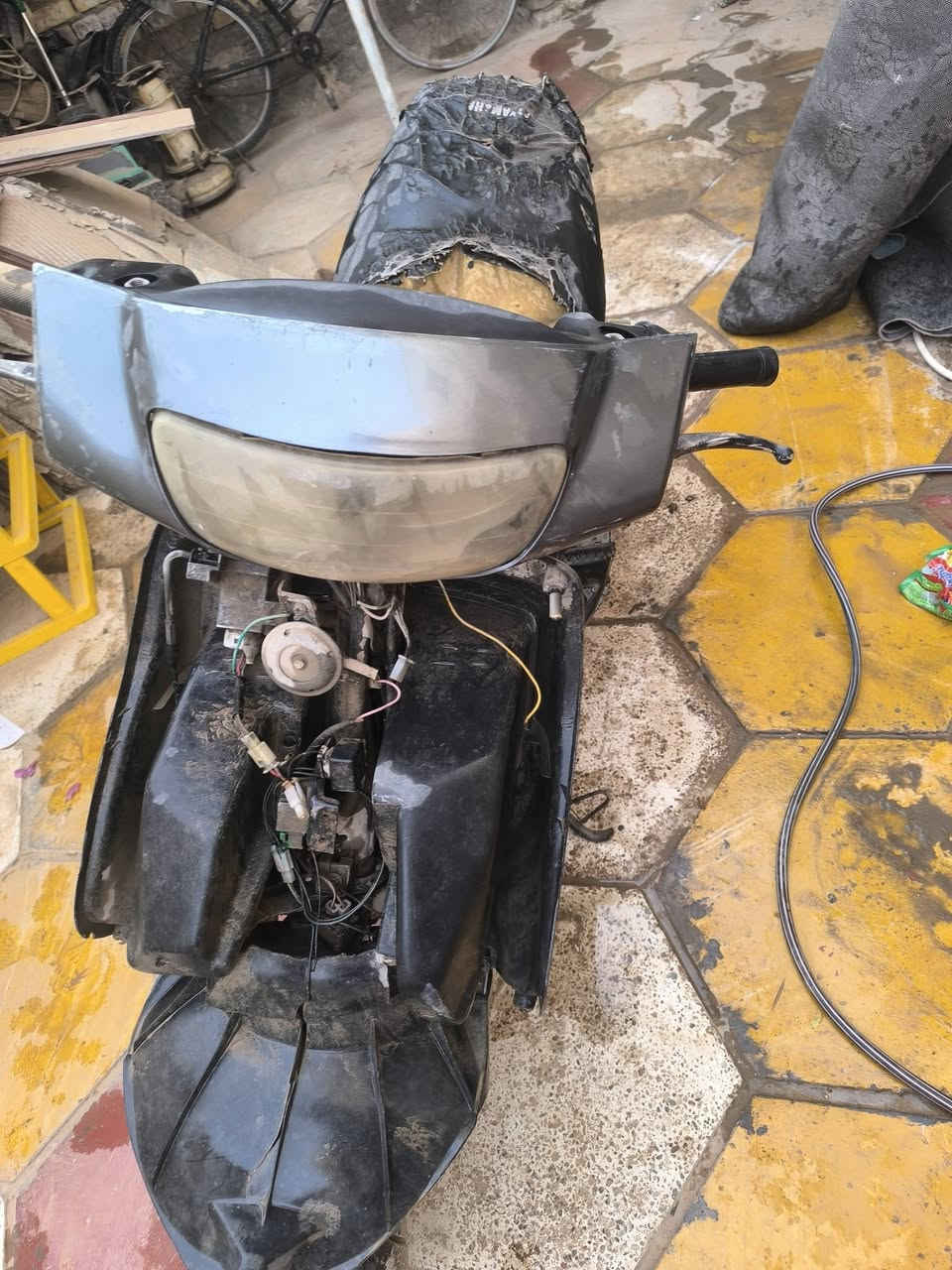 فراشه كوم حديد عوزه بس تجفيت بسبب دهن كامت
85 قفل
***********
