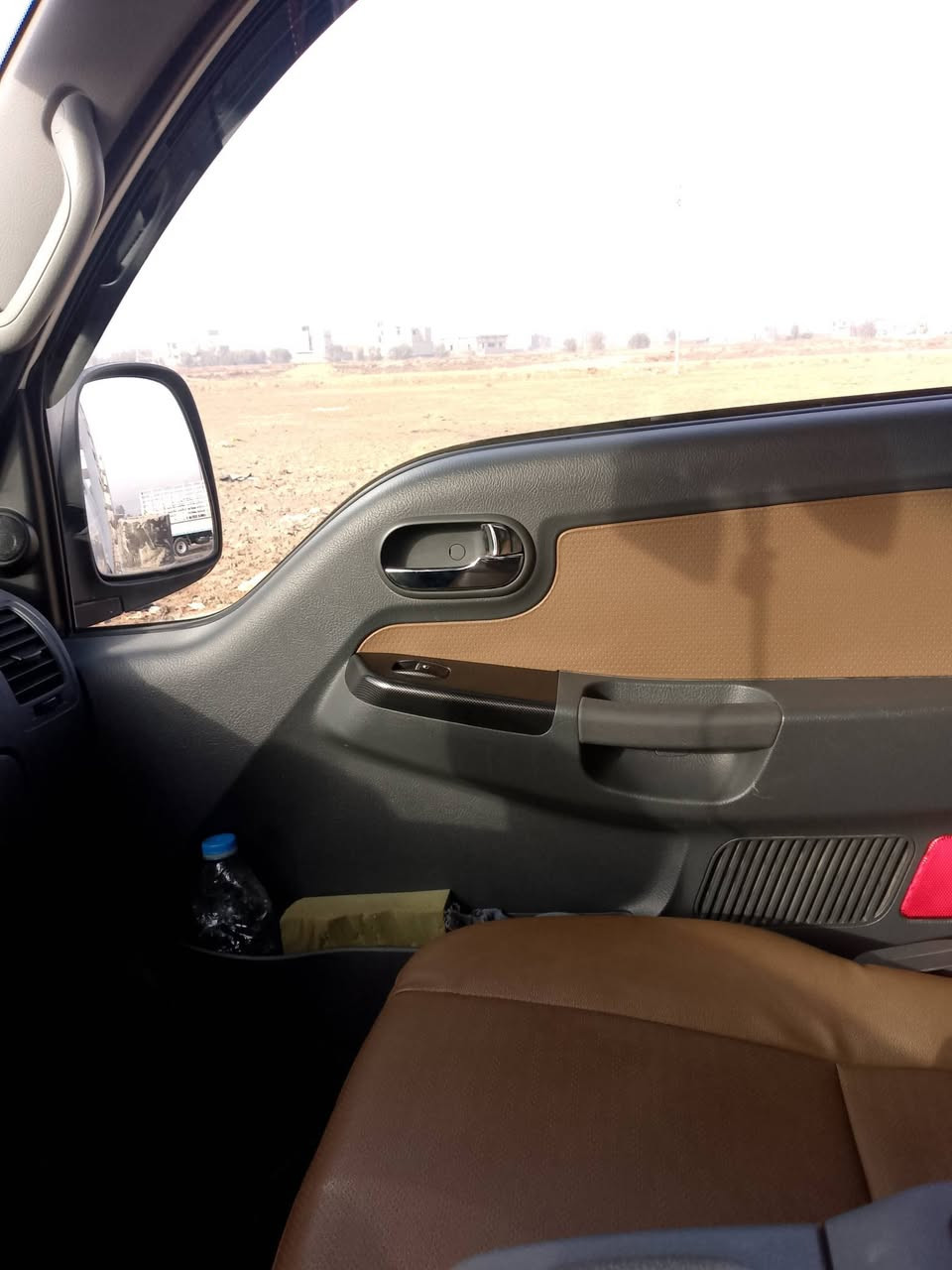 سلام عليكم كيا فحل مسكر موديل 23فول وربع بغداد بسمي السيارة سياره فول مواصفات ست دكم سياره بعدهه ابلاديه وماشيه 18الف كامرات امامية وخلفيه رادار تاخذ كبل للشغل السياره بعدهه كلشي مامحور بيها رقم الهاتف ***********
