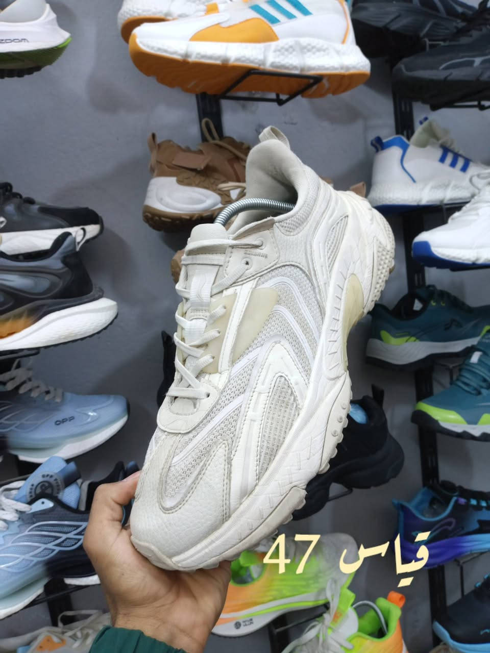 جمله 
سلام عليكم حبايب شلعه أو تلكيط 
110 قطعه نضافه فول قياسات اغلبيه خشن 
استفسار خاص وبخدمتكم او***********
