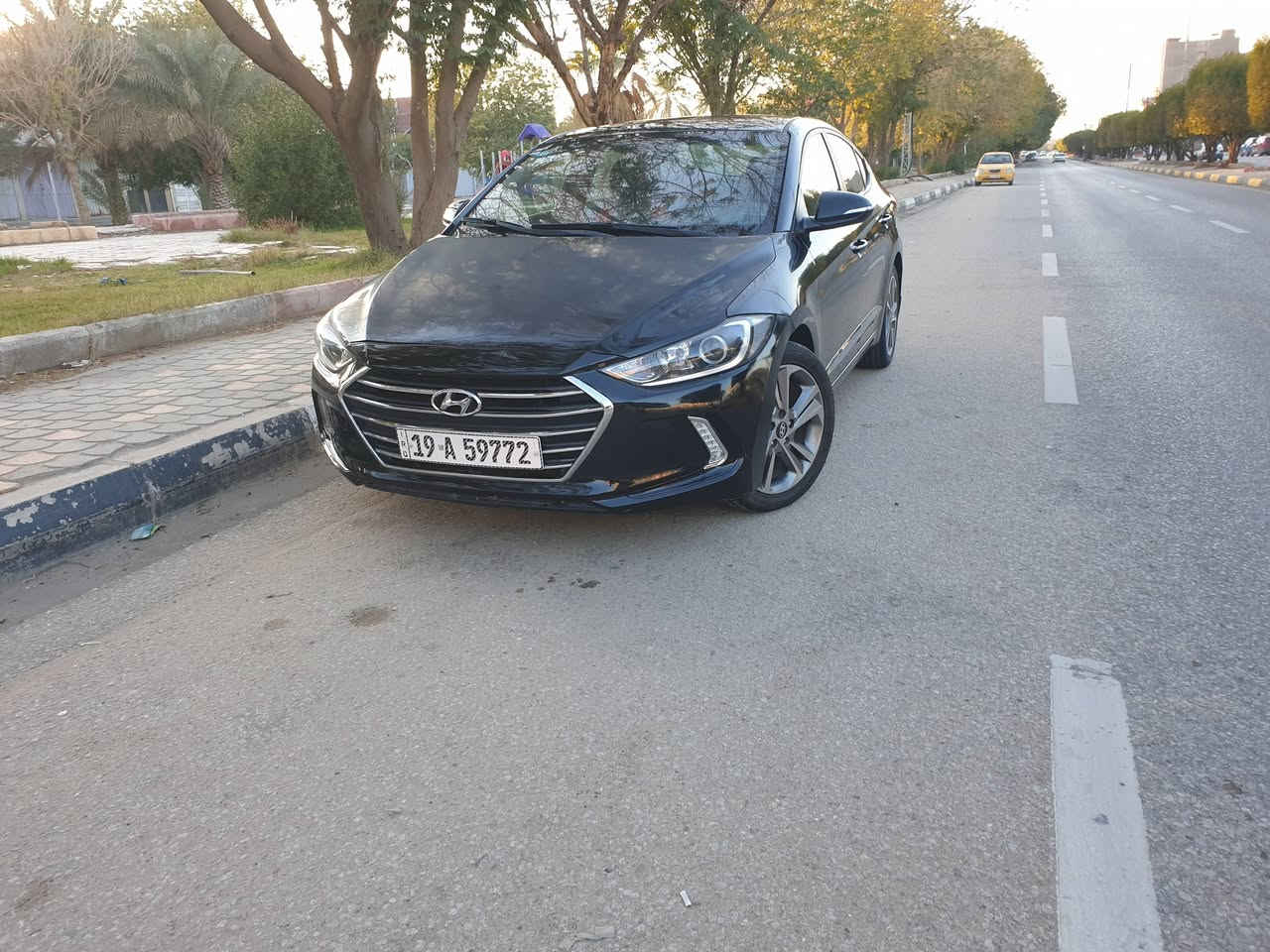 السلام عليكم
النترا 2018 خليجي رقم كربلاء دولي ب اسمي شخصياً
تحويل ثاني يوم هزه جديده سنويه لل 2030 
مكينه 2000 دوش مكفوله من الفتح ومن قطرة دوانز
كير اوتو + عادي مكفول من الفتح
حداديه جديده تبريد ثلج + تدفئه مكفوله
تخم تاير جديد شاده +باتري جديد
مسويله ادامه كامله من كلشي يعني جاهزه ع اخر حبايه
ماشيه 177 الف كيلو 
المواصفات
شاشه كبيره+ كامره دواره بلادي
اشاير ب المري
قطعتين تبريد
حساسات خلفيه
تحكم ستيرن جهتين
حساس اطارات
شاشة اعطال
لايت عدسه + بلاجكتورات زنون
ويل كب كروم حجم 17
داخل لونين اسود + عسلي
وباقي المواصفات المعروفه
السياره بيه بنيد مبدل اصلي بدون دواخل وربع جاملغ خلفي صبغ فقط والباقي مكفول بيه 4 رصعات ب القماره ع وضعهن ما مصلحات كلشي ذكرت ب المنشور لا تخابرني تكلي شبيه مابيه فدوه واسف ع الاطاله
السعر 136 مكاني كربلاء ***********
***********
