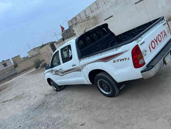 السلام عليكم فلاونزا 2006للبيع سياره مكفوله تحويل مباشر سياره رقم بصره سنويه مجدده تحويل مباشر حداديه جديده تخم تاير جاهزه مال جناي ملاحضه مكلف بنشر اتصل بصاحبه ***********
